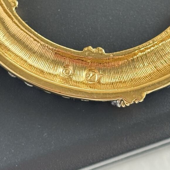 Vintage Swarovski Crystal Nautical Pin Brooch Gold & Silver Tone Life Preserver - Picture 3 of 5